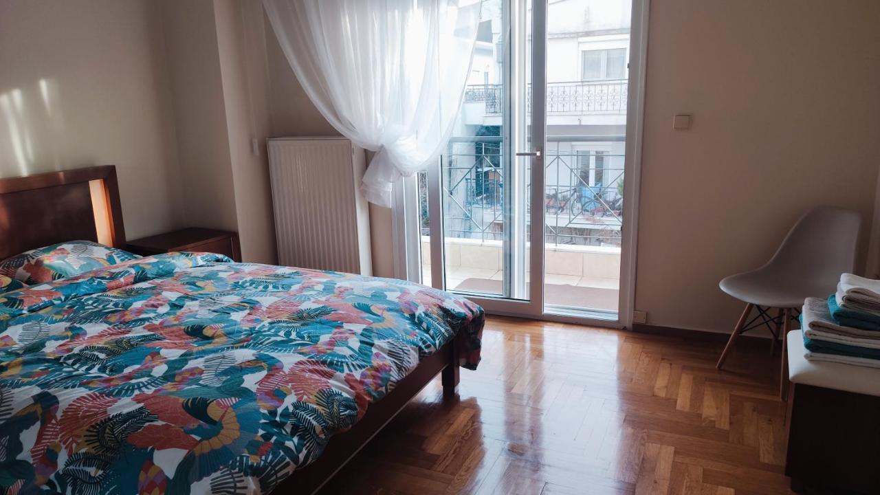 The Golden Guest House Peraia  Екстер'єр фото