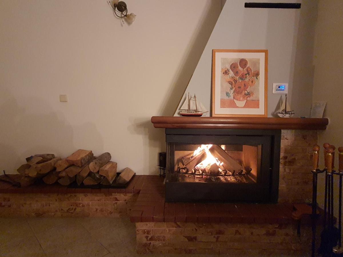 The Golden Guest House Peraia  Екстер'єр фото